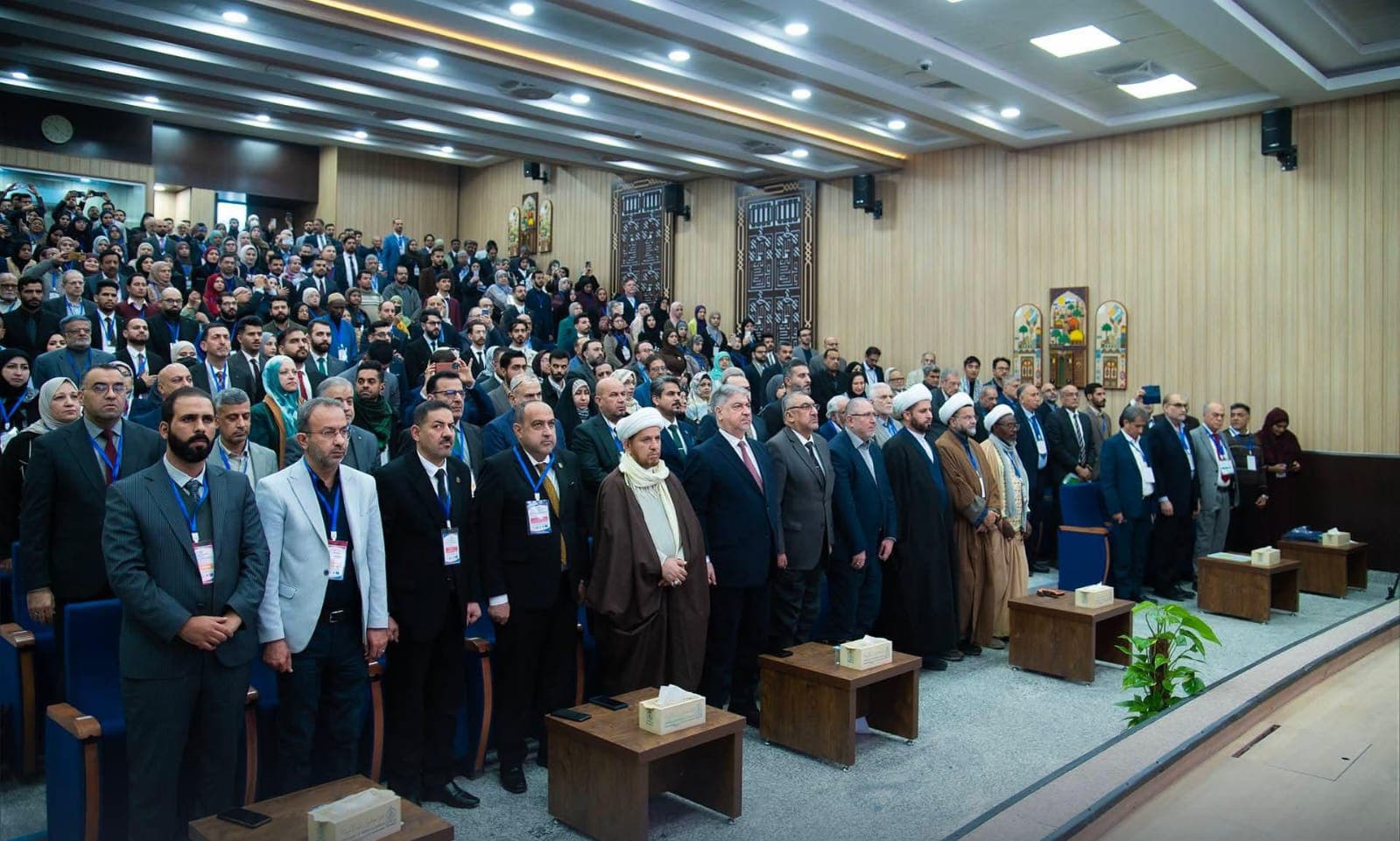 مؤسسة الإمام زين العابدين (عليه السلام ) للبحوث والدراسات تقدم بحثا عن رؤية أهل البيت (ع) التعليمية في مؤتمر طبي دولي بكربلاء